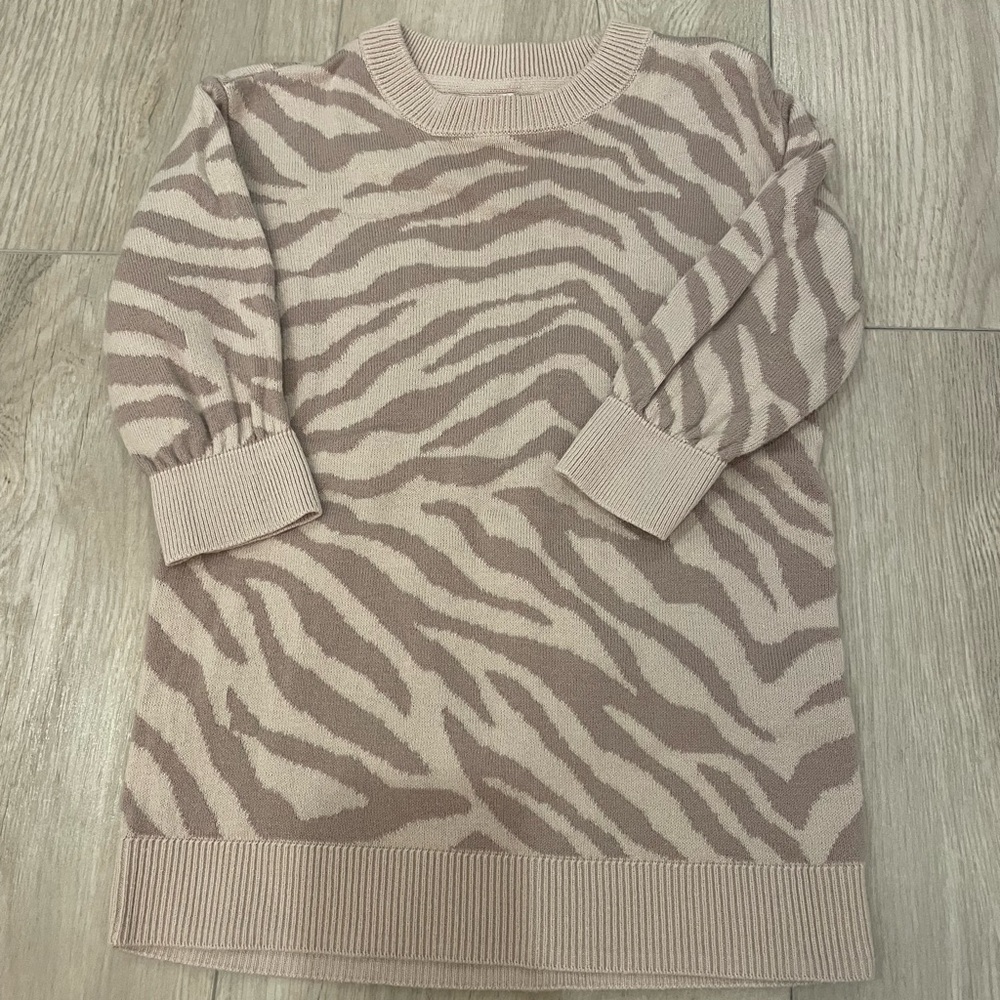 GAP Tan and Cream Zebra Stripe Sweater